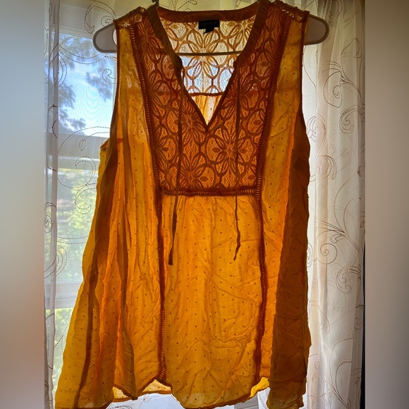 Torrid sheer blouse - Picture 1 of 2